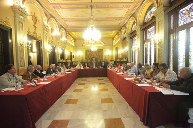 L’alcalde Àngel Ros ha presidit la reunió en què ha exposat les línies principals del pla 