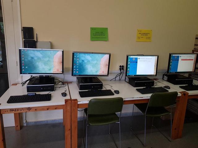 Els nous ordinadors del Centre Cívic de Llívia