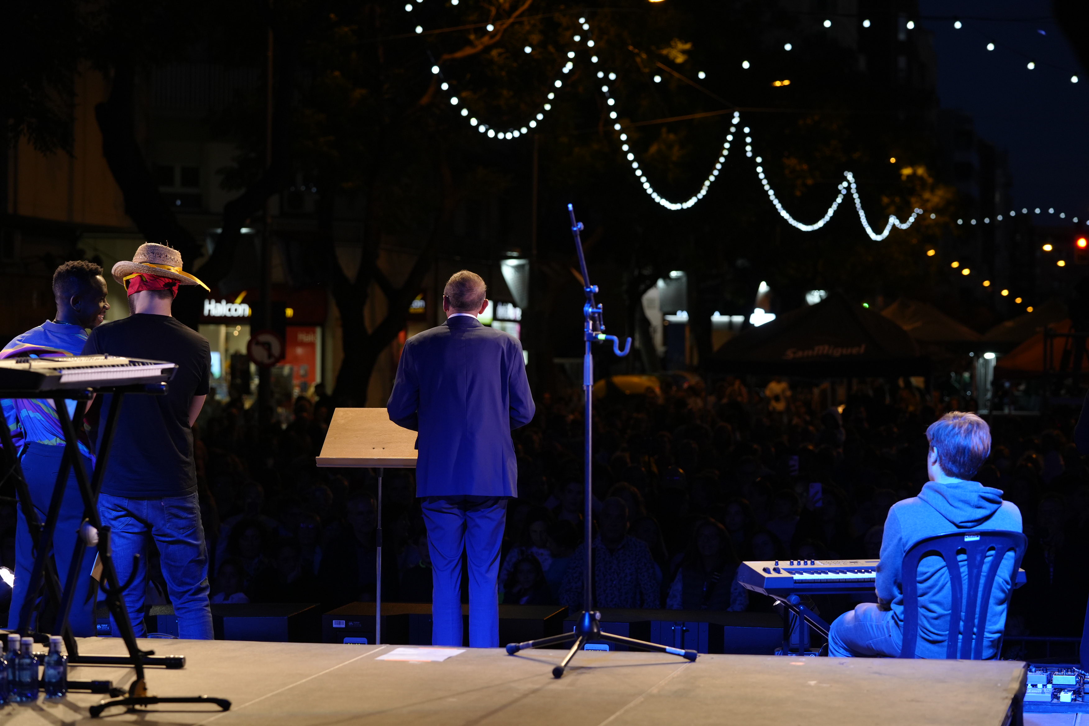 El pregó de les Festes de la Tardor 2022 ha tingut lloc a l'escenari dels concerts i revetlles, a l'avinguda Rovira Roure.