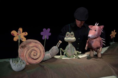 <bound method DexterityContent.Title of <Event at /fs-paeria/paeria/ca/actualitat/agenda/copy5_of_canco-de-nadal-cia-magraners-a-escena>>.