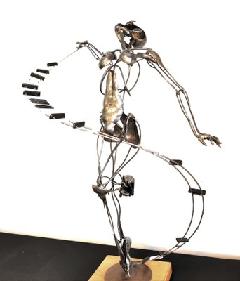 Escultura de Miguel Angel Gonzalez.