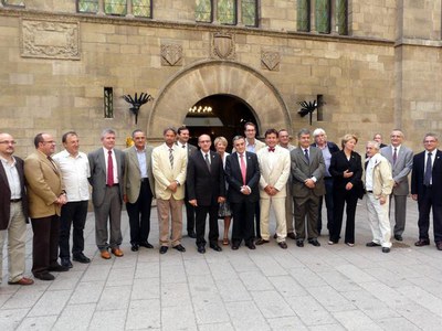 La comitiva ha visitat el palau de la Paeria.