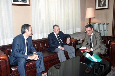 Josep Presseguer, Roc Pifarré i Àngel Ros, a la planta noble de la Paeria..