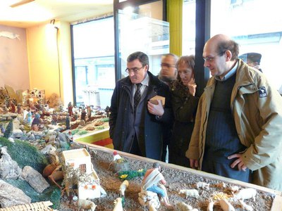 L'Ajuntament de Lleida ha aportat al pessebre un caganer marraco.