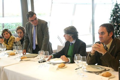 El paer en cap ha presidit el dinar-col·loqui amb els mitjans de comunicació amb l'ambaixador en missió especial del Govern espanyol per a la presidè….