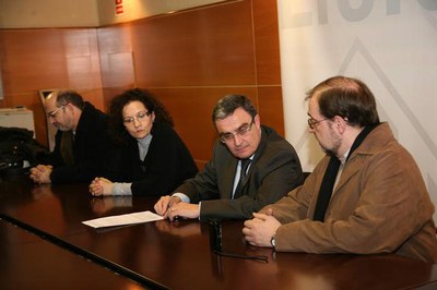 Foto 2. L'acord s'ha subscrit a la Paeria..