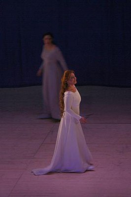 Fotografia d'una de les actrius principals.