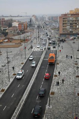 El nou pont té una longitud de 330 metres..