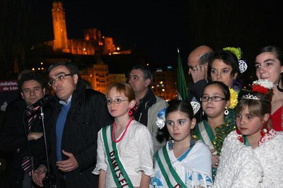 2. L'alcalde en el decurs de la seva intervenció..