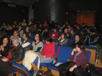 El públic va omplir la sala Jaume Magre..