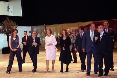 4. La comitiva institucional ha recorregut els espais principals de La Llotja..