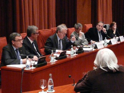 Àngel Ros, defensant el seu posicionament i la seva visió sobre la Llei de Vegueries.