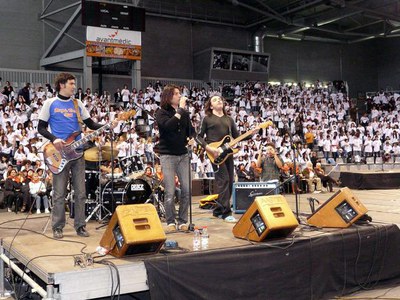 El grup Lax'n'Busto ha actuat juntament amb les corals.