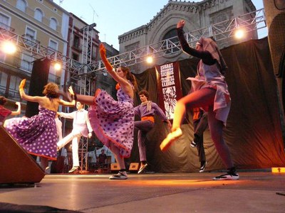 L'esbart dansaire Sícoris ha estrenat un nou espectacle.