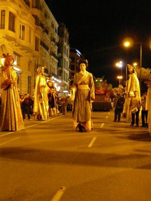 Els gegants, despedint la Festa Major de Lleida.