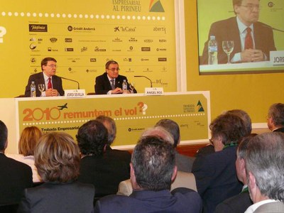 Jordi Sevilla ha pronunciat la seva conferència en una sala plena de gom a gom.