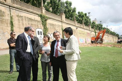 L'alcalde Àngel Ros, acompanyat de la 1a tinenta d'alcalde Marta Camps i del sotsdelegat del govern a Lleida, José Ángel Flores, ha visitat la zona o….
