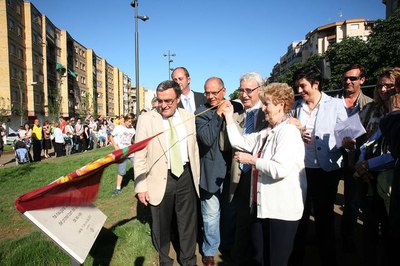 1. El moment de la descoberta de la placa..