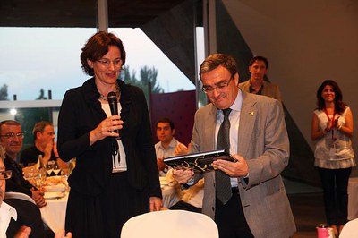 Àngel Ros, amb l'arquitecta de la Llotja.