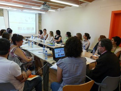 Moment de la reunió en què s'ha constituït l'equip de treball.