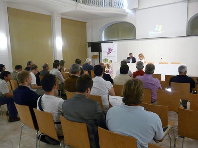 3. Una imatge general de l'assemblea..