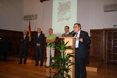 Foto 2. L'alcalde de Lleida ha assistit a l'acte inaugural que s'ha fet a l'IEI.