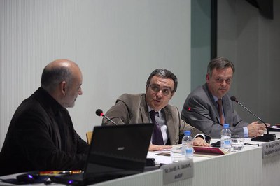 Àngel Ros ha presidit la presentació del llibre.