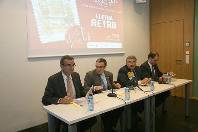 Foto 2. La presentació s'ha fet a la sala de premsa de la Llotja.