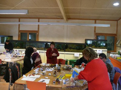 Hi han assistit una vintena de persones.