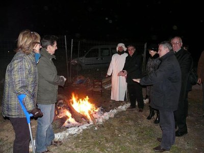 Foto 2. El pessebre es pot visitar els dies 25 i 26 de desembre, de 18h. a 20h. al costat de l'hangar del barri de Magraners.