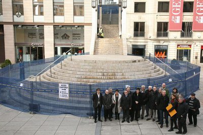El nou ascensor millorarà l'accés a la zona dels jutjats i el Turó de la Seu Vella..