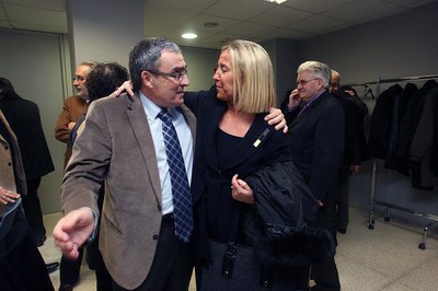 2. El paer en cap ha saludat Carme Vidal..