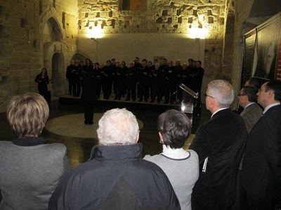 Foto 3. L'Orfeó Lleidatà ha interpretat diverses cançons populars catalanes.