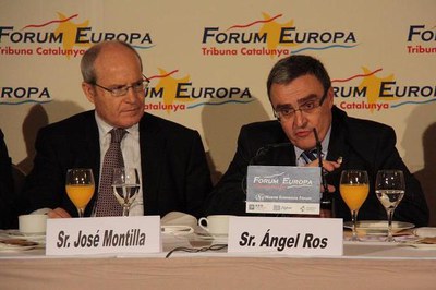 Foto 3.  La presentació ha anat a càrrec del primer secretari socialista i expresident José Montilla.