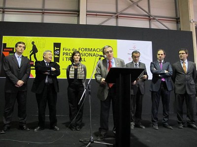 Foto 3. En el discurs inaugural, Ros ha refermat el compromís de la ciutat amb la FP i la competitivitat de les empreses.