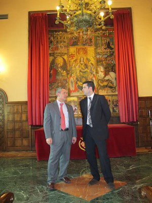 Xavier Amor i Joan Gómez, durant la visita al Palau de la Paeria.