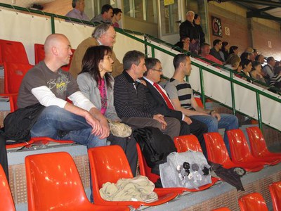 L'equip local ha guanyat el partit.