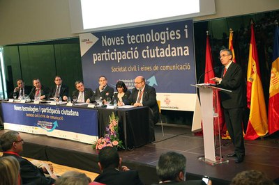 El Ministre de la Presidència, Ramon Jáuregui, ha estat l'encarregat de pronunciar la conferència inaugural.