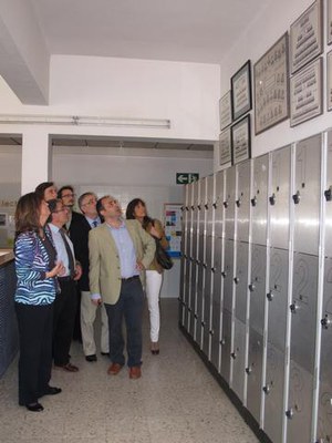 Foto 4. Un moment de la visita que Ros i Rigau han fet a l'Institut Ronda de Lleida.