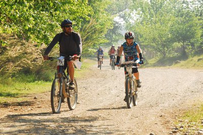 Foto 2. Els participants han pogut fer la prova individualment, en grup o en família.