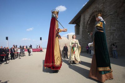Foto 4. La commemoració històrica ha estat amenitzada amb el Ball de respecte a càrrec dels Gegants de Lleida i l’actuació de la Colha de Santa Maria….