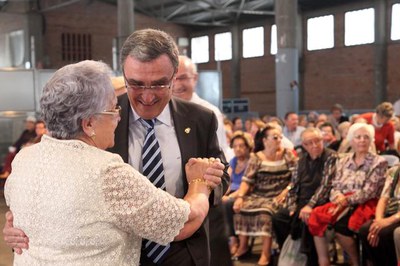 L'alcalde ha assistit al Ball de Festa Major que obre les Festes..
