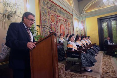 4. L'alcalde de Lleida presenta el pregoner..