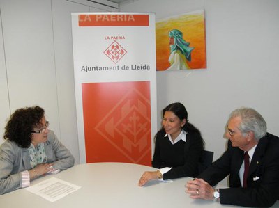 Foto 2. L'intercanvi es fa en el marc del conveni de col·laboració entre la Paeria, el Banc de Recursos i el CEDESCO a Bolívia.