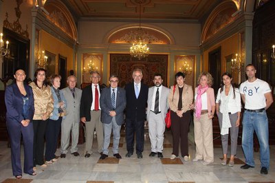 L'alcalde ha encapçalat la representació institucional que ha rebut Ribó a la PAeria..