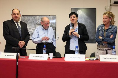 Foto 3. El pregó s'ha fet al local social del barri.