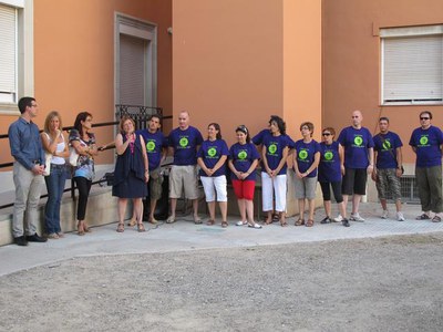 Foto 3. Els parlaments han precedit un berenar amb coca i xocolata i l'actuació del Banyetes.