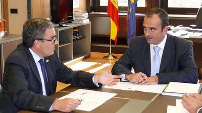 El paer en cap, amb Juan Tomàs Hernani, a la seu de la Secretaria General d'Innovació, a Madrid..