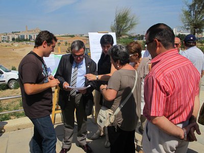 Foto 3. Les obres contemplen la prolongació del vial de Victoriano Muñoz Oms fins a la variant sud passant pel dos barris.