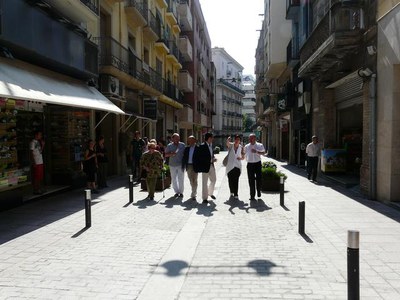 L'actuació ha consistit en la reconstrucció del paviment de llambordes que s'havien malmès.